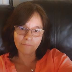 Meet your Posher, Angela